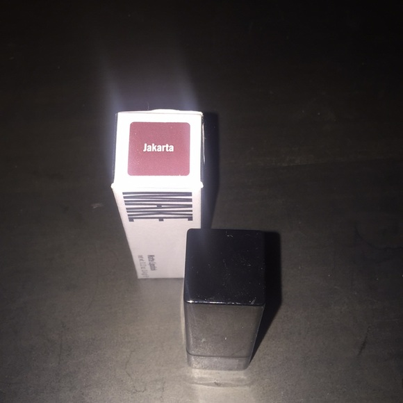 MAKE Matte Lipstick - Picture 4 of 6